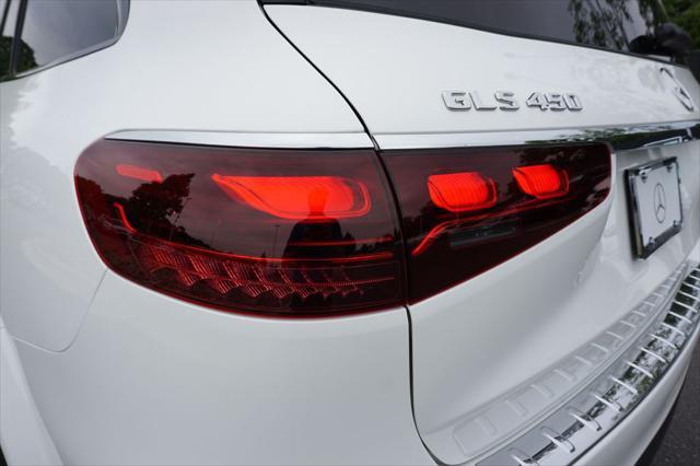 new 2025 Mercedes-Benz GLS 450 car, priced at $103,550