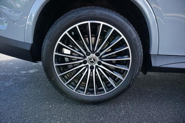 new 2025 Mercedes-Benz GLC 300 car, priced at $74,495