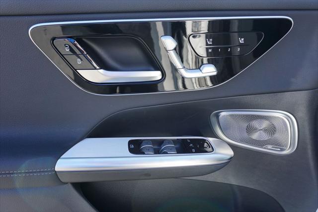 new 2025 Mercedes-Benz GLC 300 car, priced at $60,750