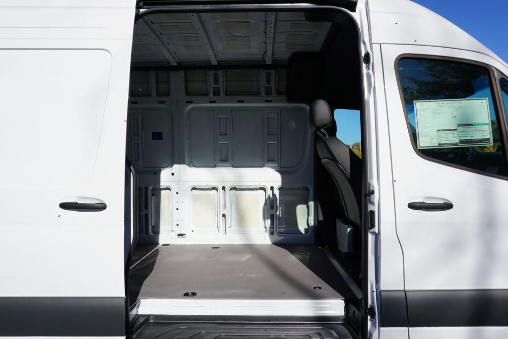 new 2025 Mercedes-Benz Sprinter 2500 car, priced at $65,708
