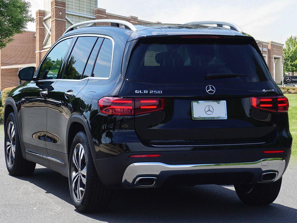 new 2025 Mercedes-Benz GLB 250 car, priced at $52,030