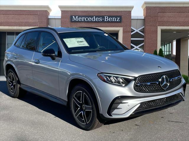 new 2025 Mercedes-Benz GLC 300 car, priced at $57,085