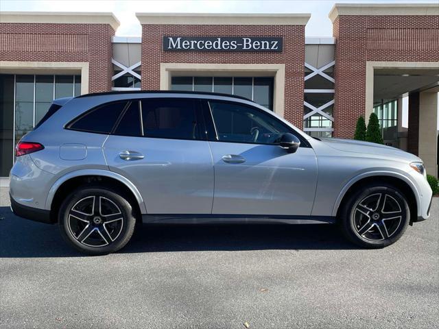 new 2025 Mercedes-Benz GLC 300 car, priced at $57,085