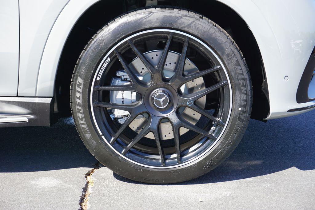 new 2025 Mercedes-Benz AMG GLE 53 car, priced at $113,845