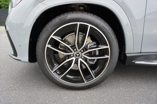 new 2025 Mercedes-Benz GLE 450 car, priced at $97,180