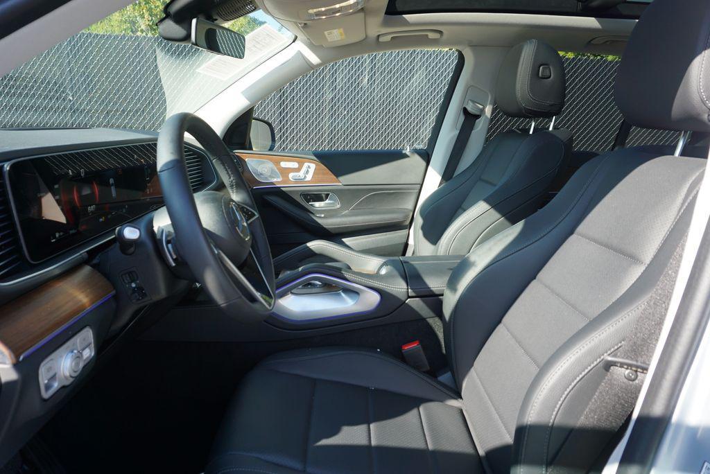 used 2024 Mercedes-Benz GLE 350 car, priced at $60,295