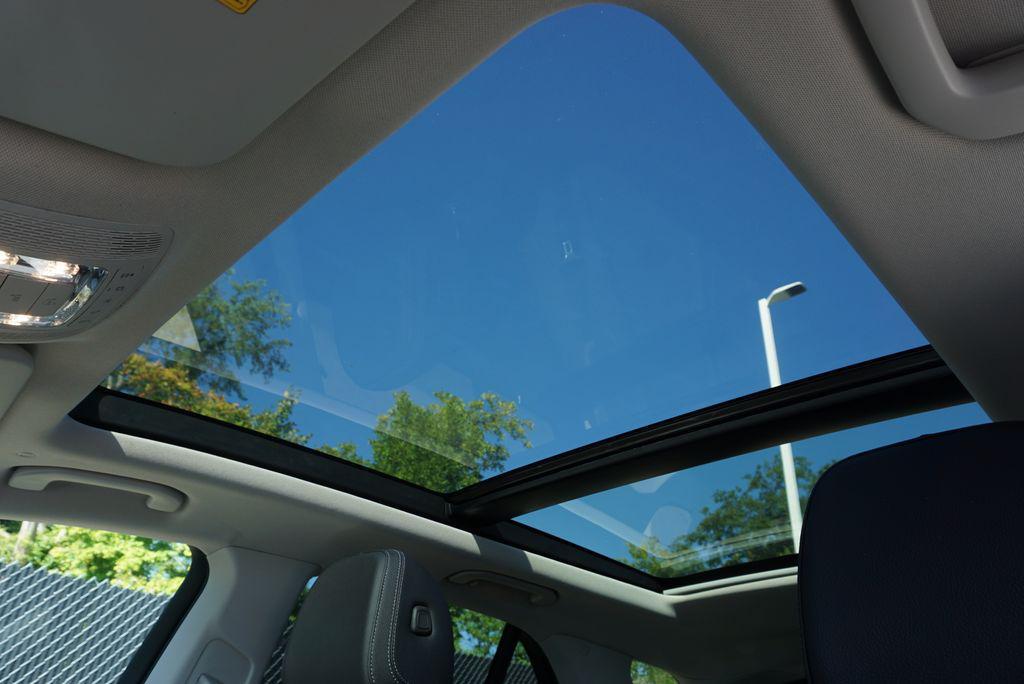 used 2024 Mercedes-Benz GLE 350 car, priced at $60,295