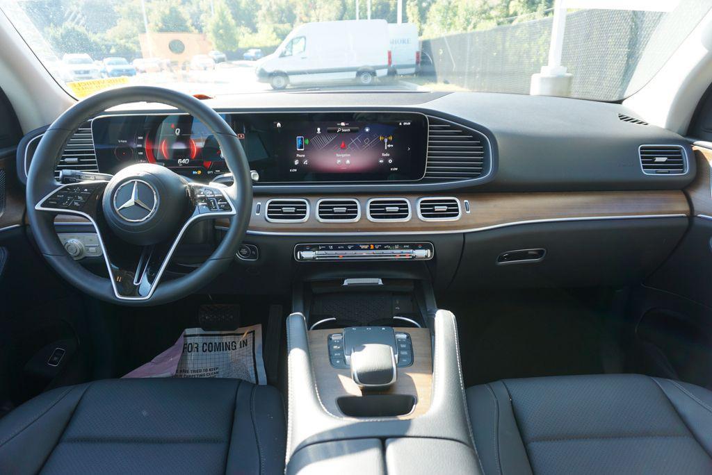 used 2024 Mercedes-Benz GLE 350 car, priced at $60,295