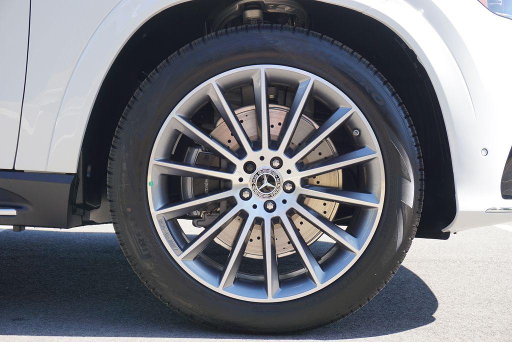 new 2026 Mercedes-Benz GLE 450 car, priced at $93,795