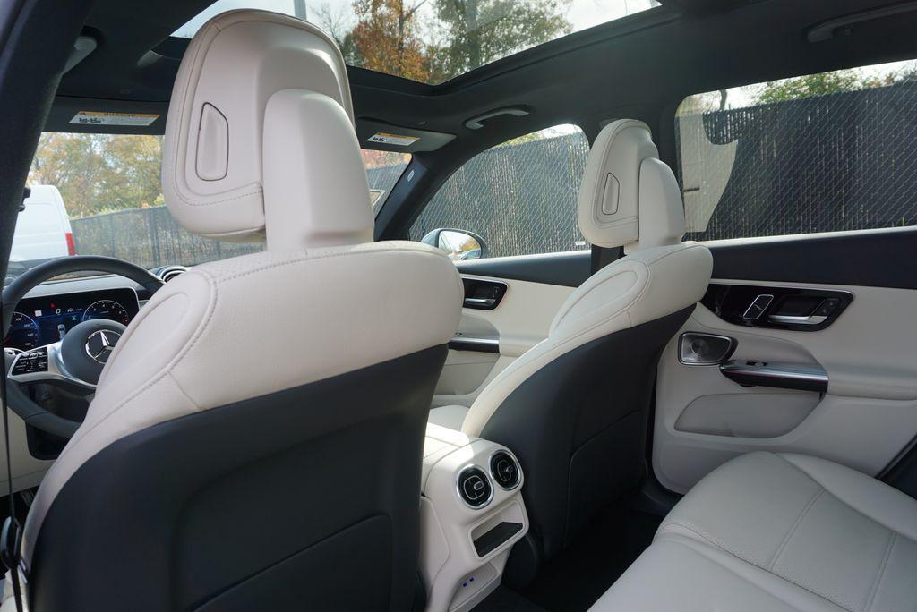 new 2026 Mercedes-Benz GLC 300 car, priced at $62,285