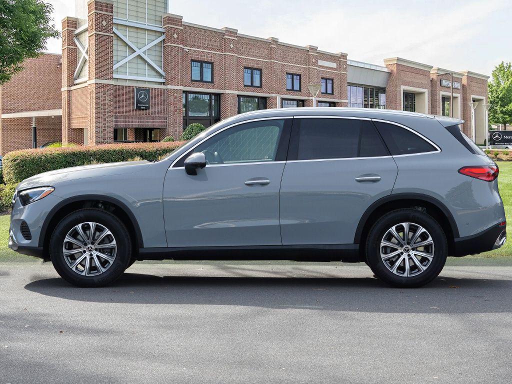 new 2026 Mercedes-Benz GLC 300 car, priced at $62,285