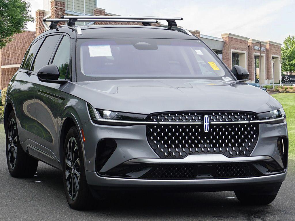 used 2024 Lincoln Nautilus car, priced at $47,995