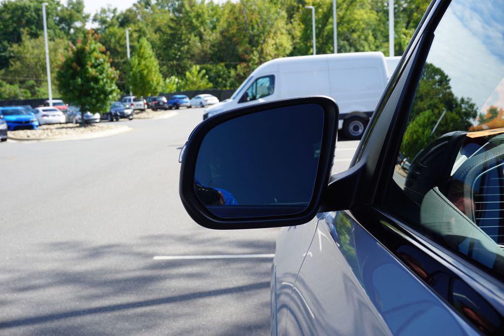 new 2026 Mercedes-Benz GLE 450 car, priced at $96,880