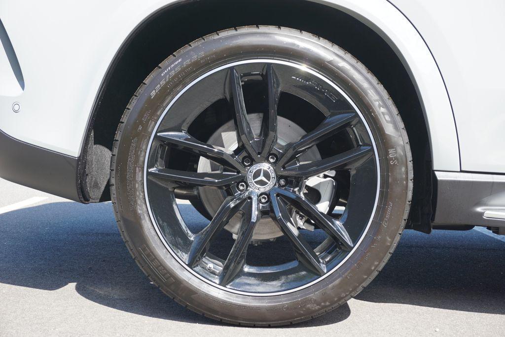 new 2026 Mercedes-Benz GLE 450 car, priced at $96,880