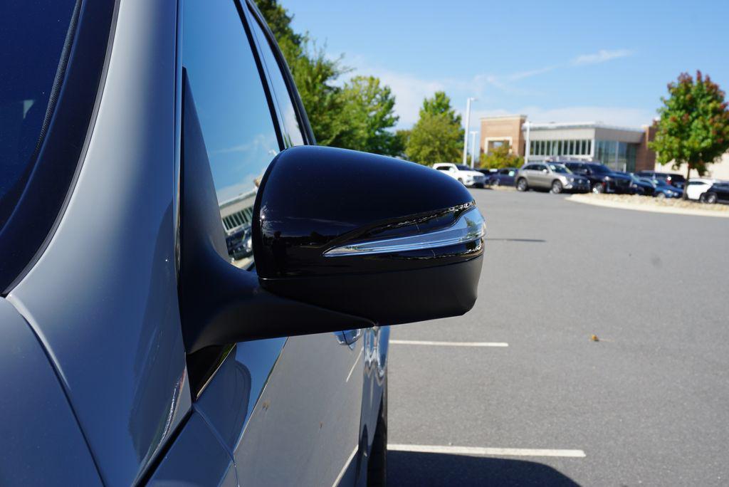 new 2026 Mercedes-Benz GLE 450 car, priced at $96,880