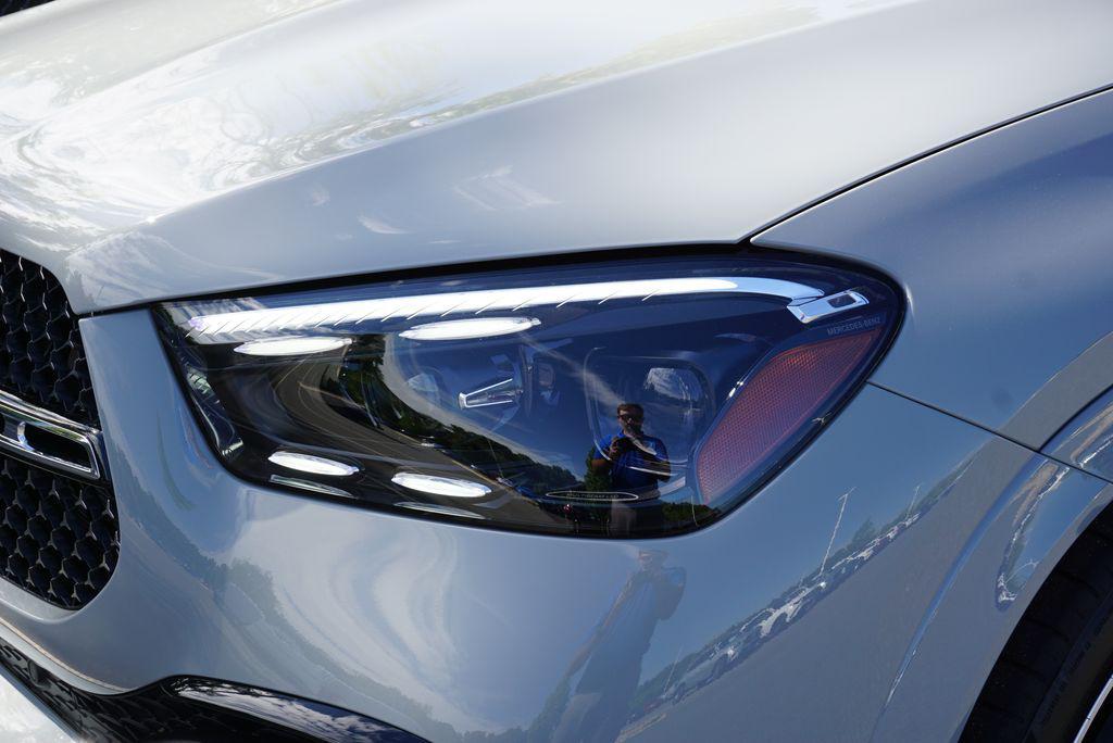 new 2026 Mercedes-Benz GLE 450 car, priced at $96,880