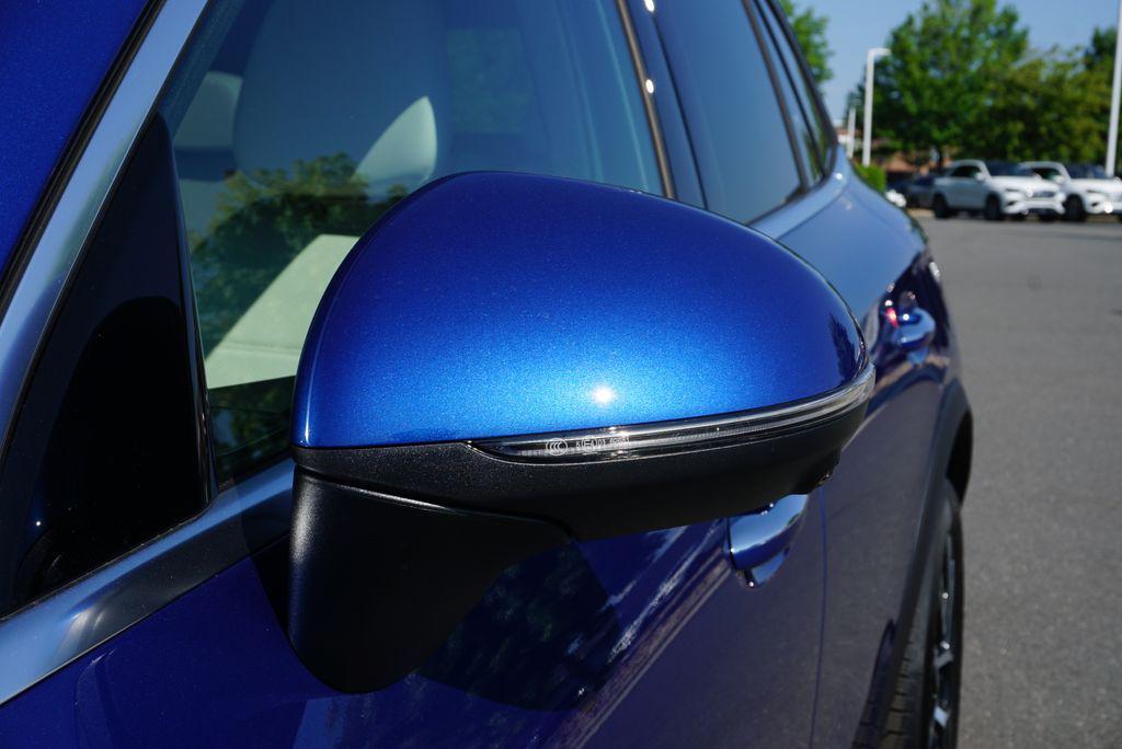 new 2025 Mercedes-Benz GLC 350e car, priced at $69,145