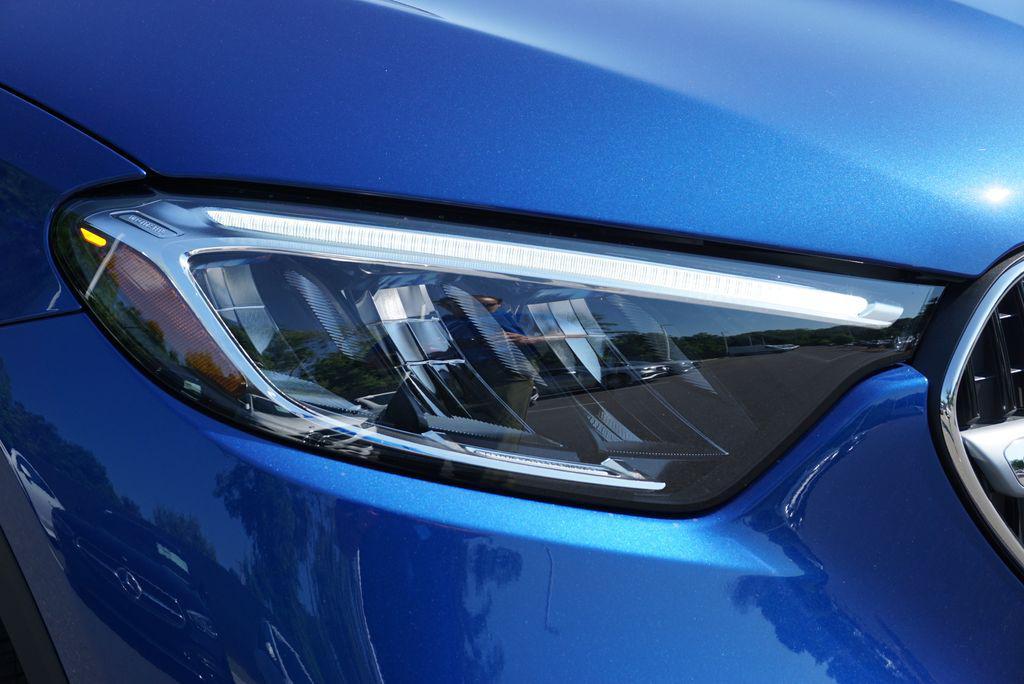 new 2025 Mercedes-Benz GLC 350e car, priced at $69,145