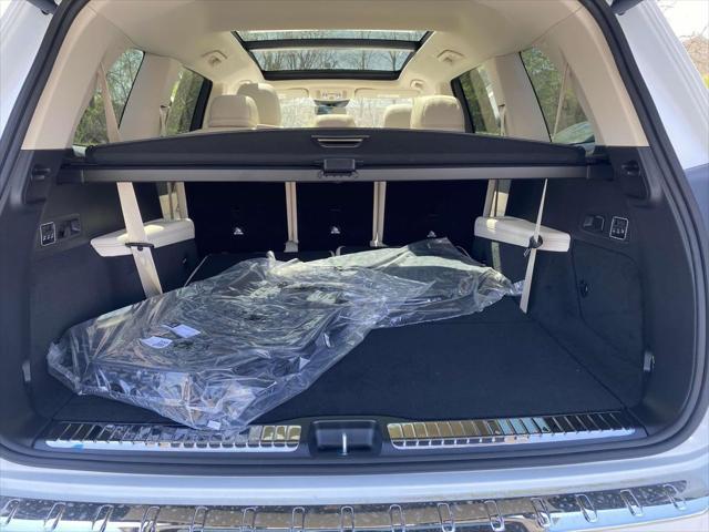 new 2025 Mercedes-Benz GLS 450 car, priced at $91,800