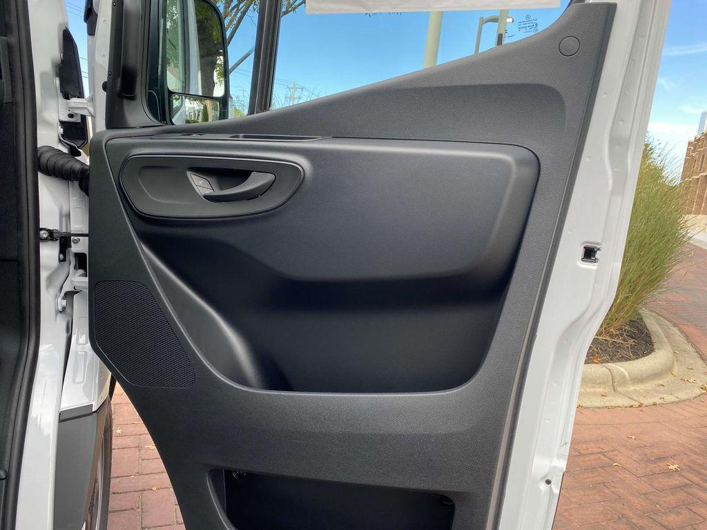 new 2025 Mercedes-Benz Sprinter 3500 car, priced at $69,606