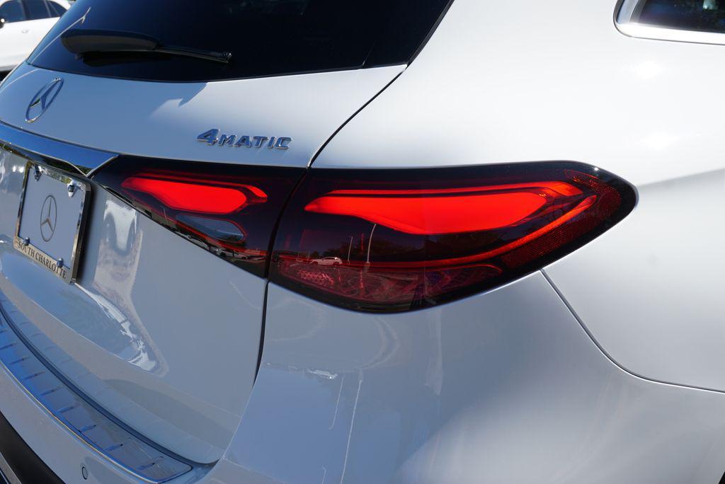 new 2026 Mercedes-Benz GLC 300 car, priced at $62,985