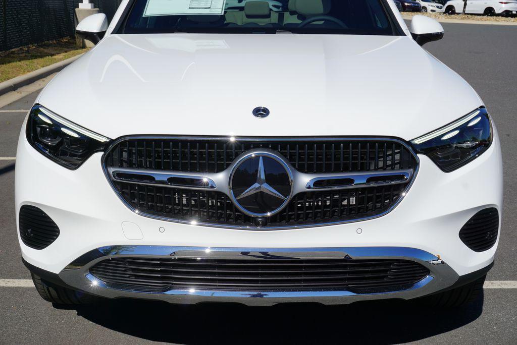 new 2026 Mercedes-Benz GLC 300 car, priced at $62,985