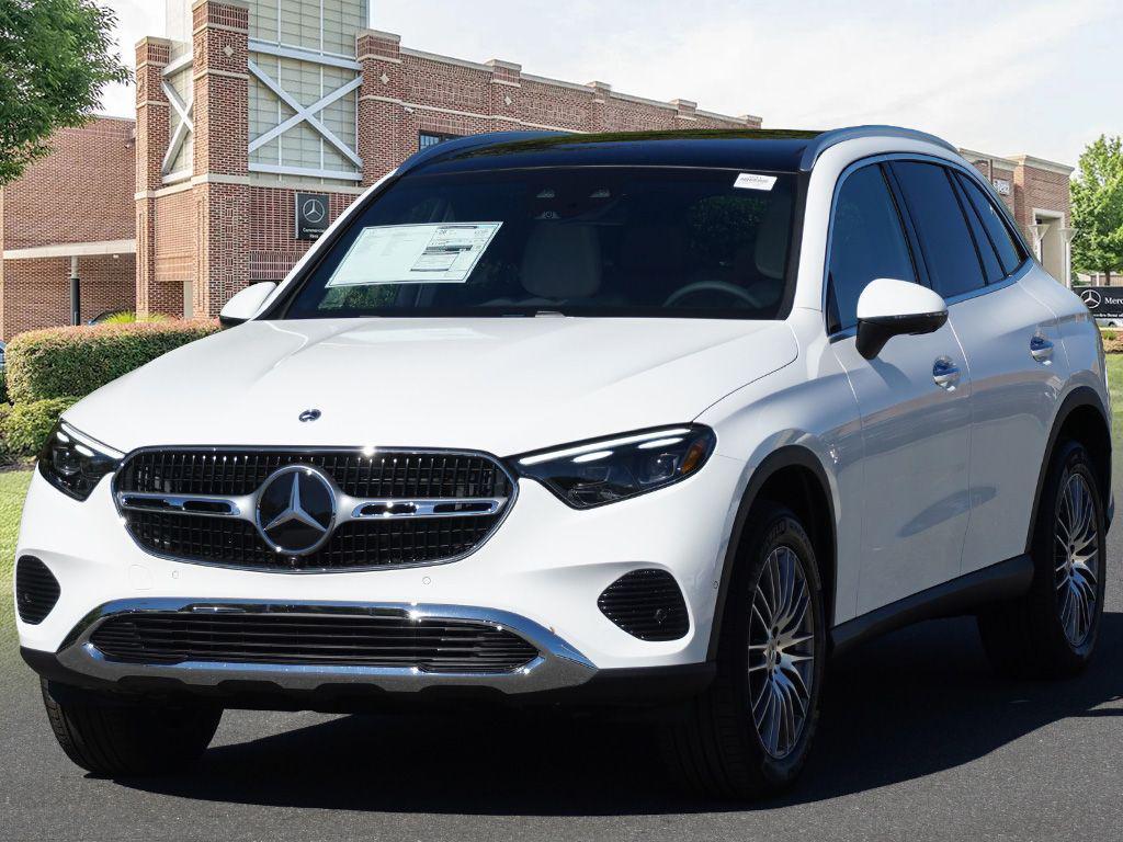 new 2026 Mercedes-Benz GLC 300 car, priced at $62,985