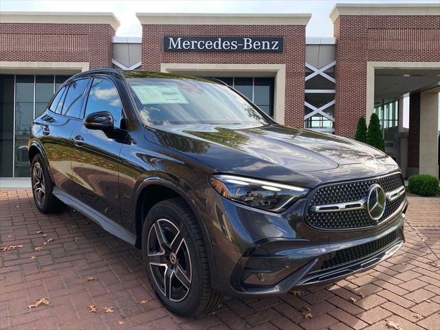 new 2025 Mercedes-Benz GLC 300 car, priced at $58,985