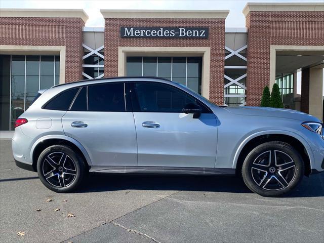 new 2025 Mercedes-Benz GLC 300 car, priced at $61,645