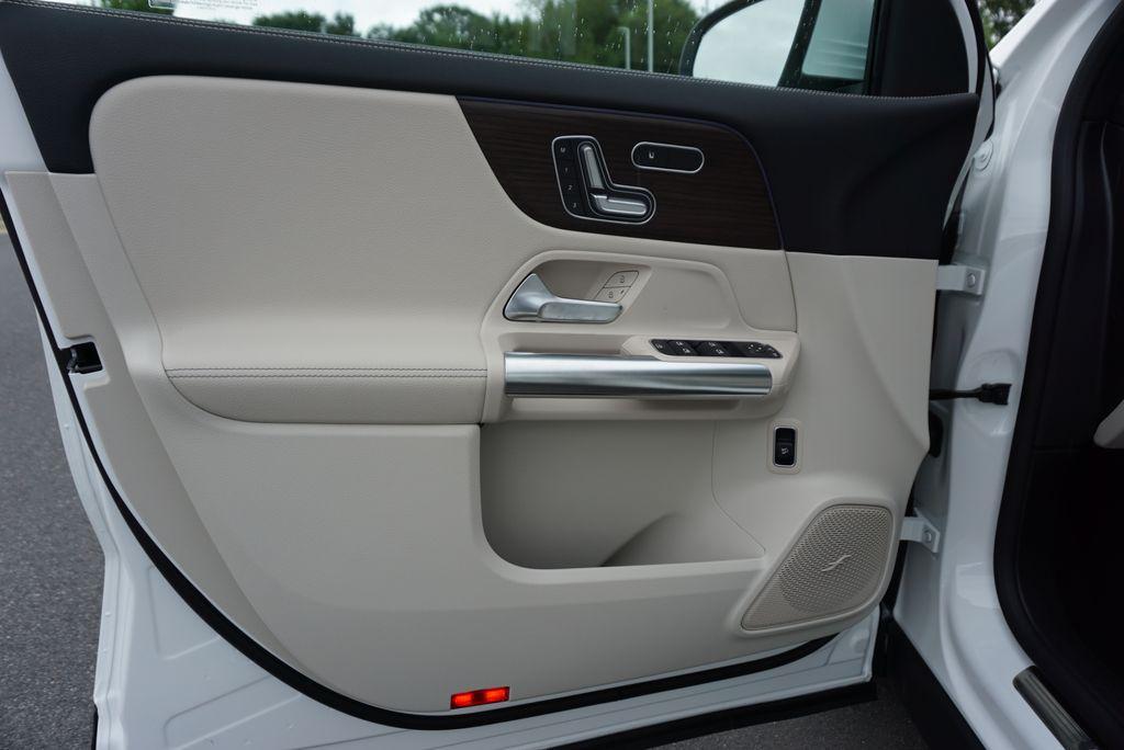 new 2026 Mercedes-Benz GLA 250 car, priced at $49,455