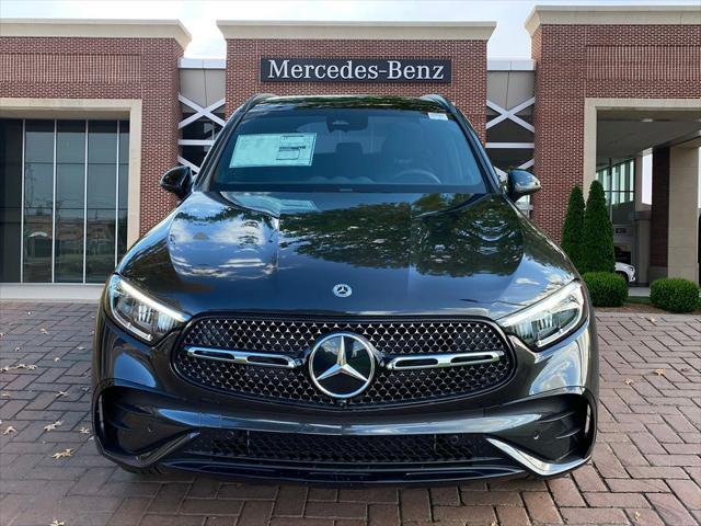 new 2025 Mercedes-Benz GLC 300 car, priced at $58,985