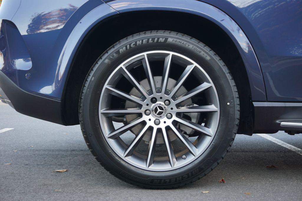 new 2026 Mercedes-Benz GLE 350 car, priced at $81,390