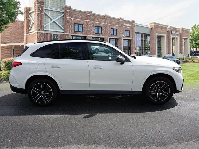 new 2025 Mercedes-Benz GLC 300 car, priced at $62,300