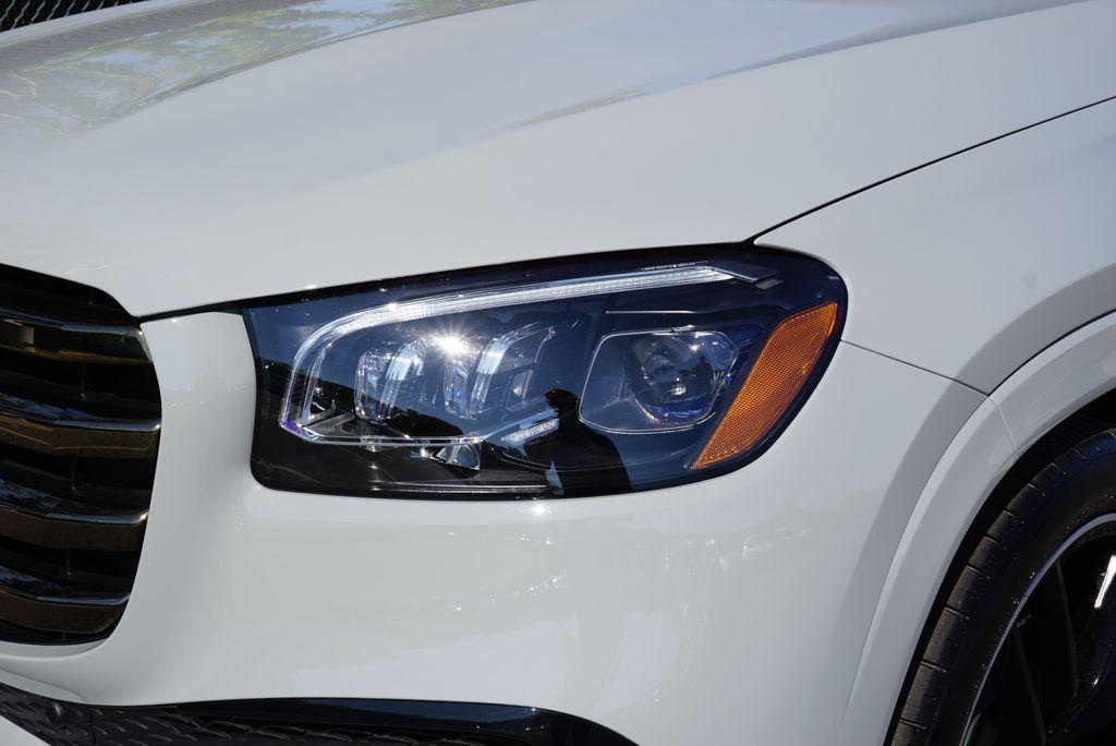 new 2026 Mercedes-Benz GLS 580 car, priced at $129,360