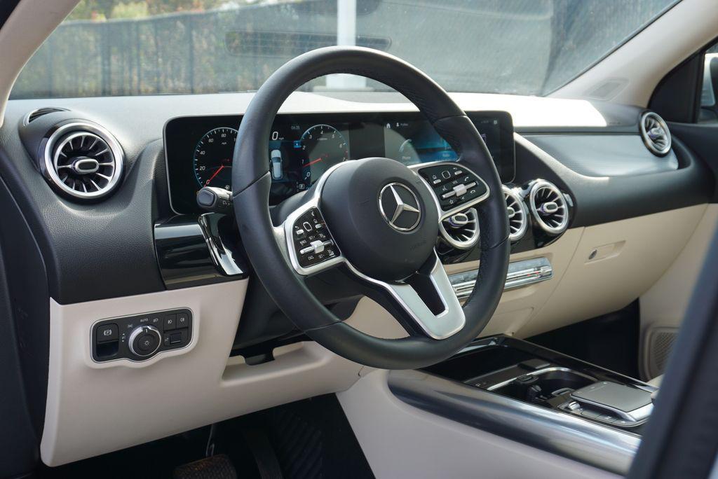 used 2021 Mercedes-Benz GLA 250 car, priced at $28,995