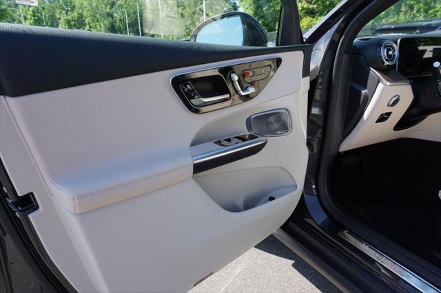 new 2025 Mercedes-Benz GLC 350e car, priced at $69,145