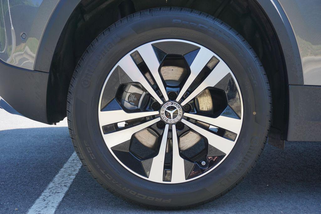 new 2026 Mercedes-Benz GLA 250 car, priced at $49,320