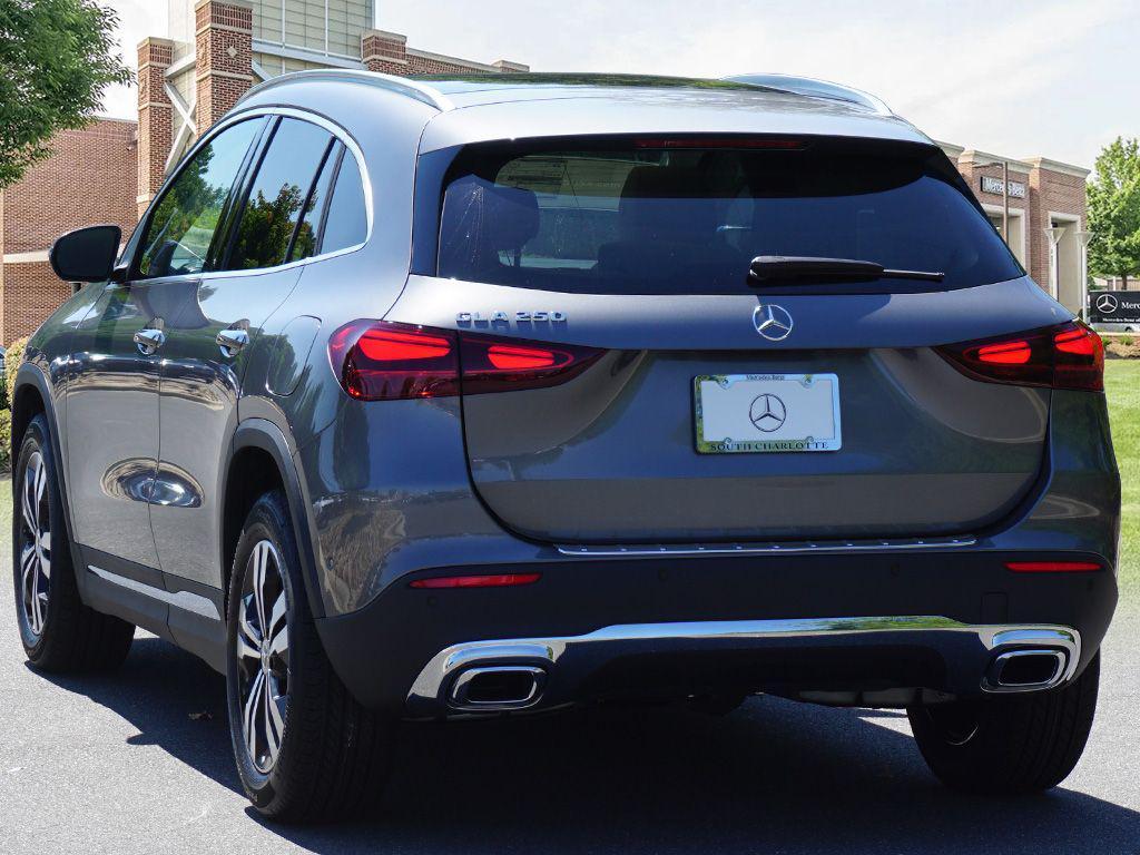 new 2026 Mercedes-Benz GLA 250 car, priced at $49,320