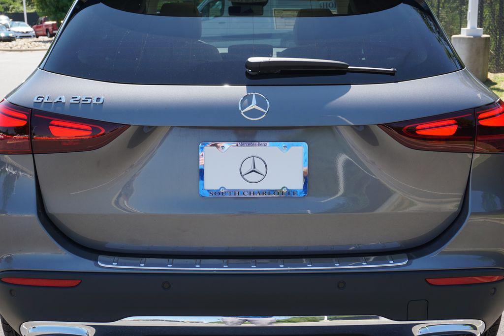 new 2026 Mercedes-Benz GLA 250 car, priced at $49,320