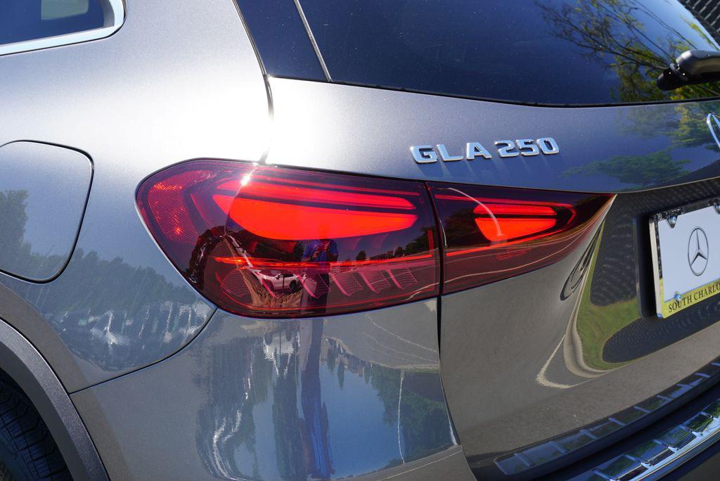 new 2026 Mercedes-Benz GLA 250 car, priced at $49,320