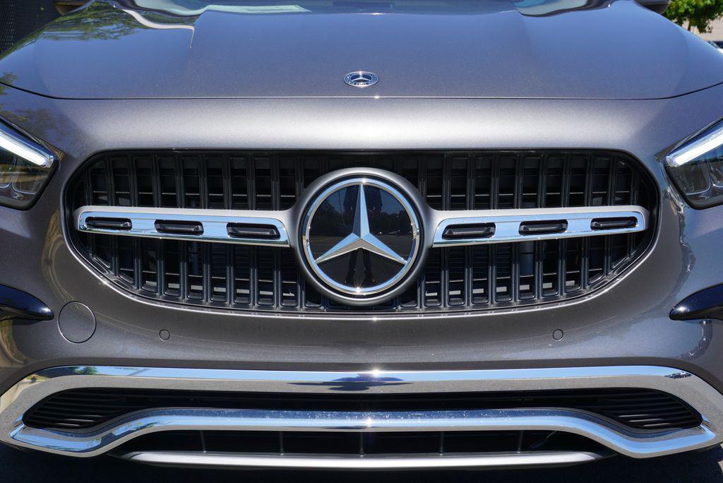 new 2026 Mercedes-Benz GLA 250 car, priced at $49,320