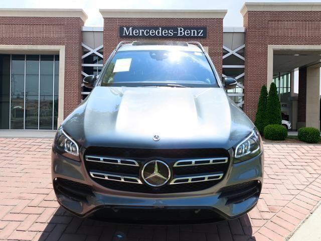 used 2022 Mercedes-Benz GLS 580 car, priced at $75,995