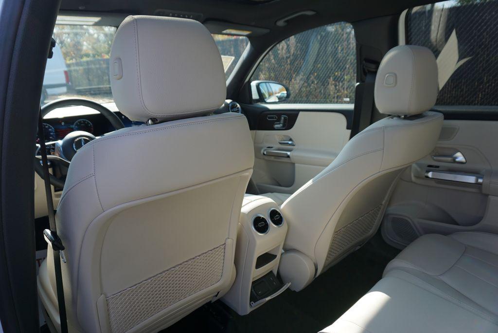 new 2026 Mercedes-Benz GLB 250 car, priced at $50,095