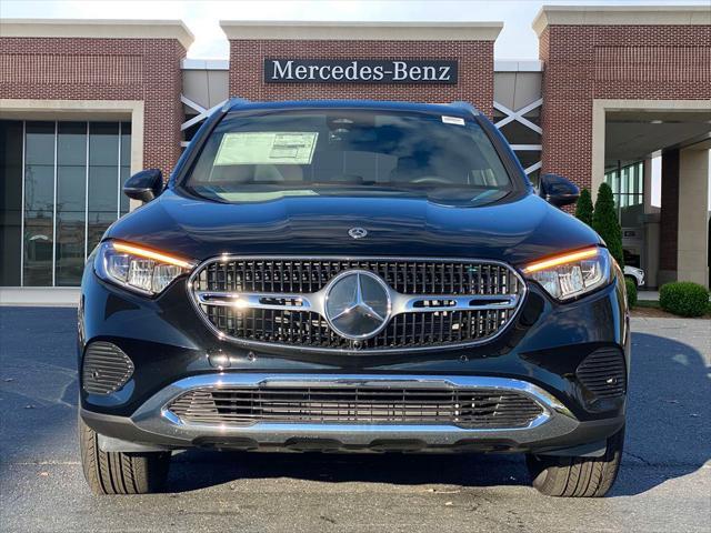 new 2025 Mercedes-Benz GLC 300 car, priced at $54,665