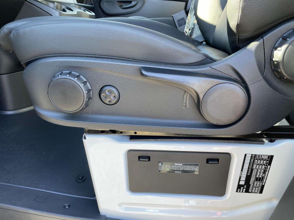 new 2025 Mercedes-Benz Sprinter 3500 car, priced at $69,606