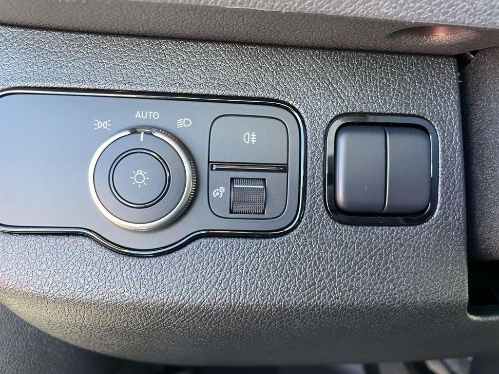 new 2025 Mercedes-Benz Sprinter 3500 car, priced at $69,606