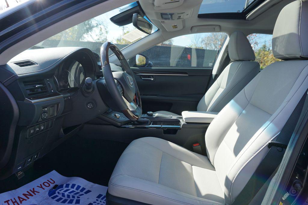 used 2017 Lexus ES 350 car, priced at $25,495