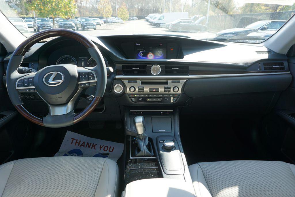 used 2017 Lexus ES 350 car, priced at $25,495