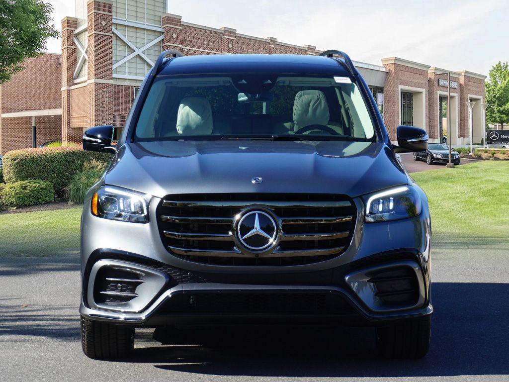 new 2026 Mercedes-Benz GLS 450 car, priced at $101,585