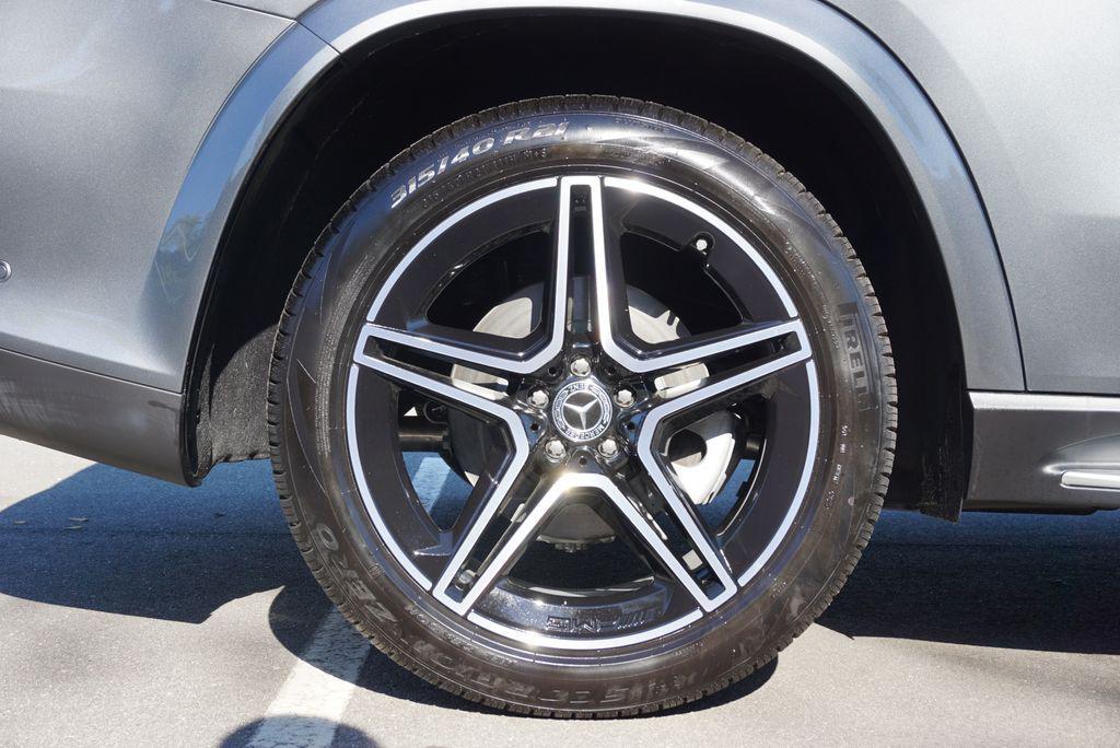 new 2026 Mercedes-Benz GLS 450 car, priced at $101,585